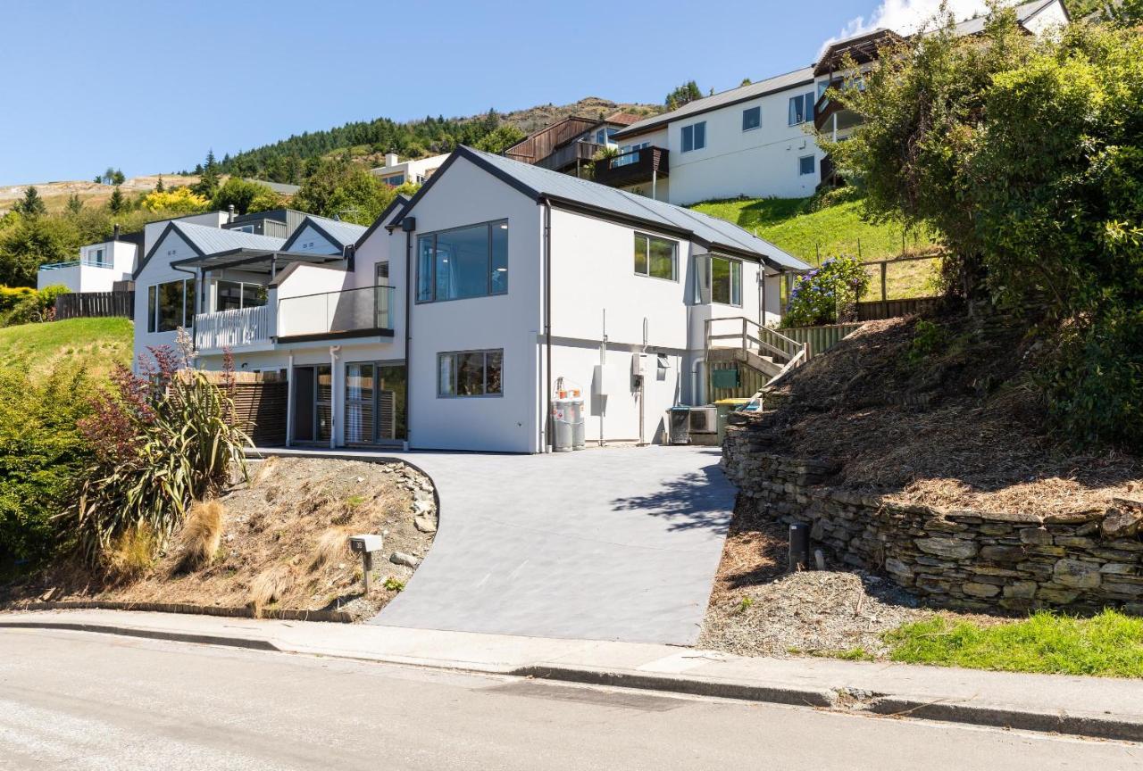 Lovely Marina Views And Sunny Balcony Queenstown Luaran gambar